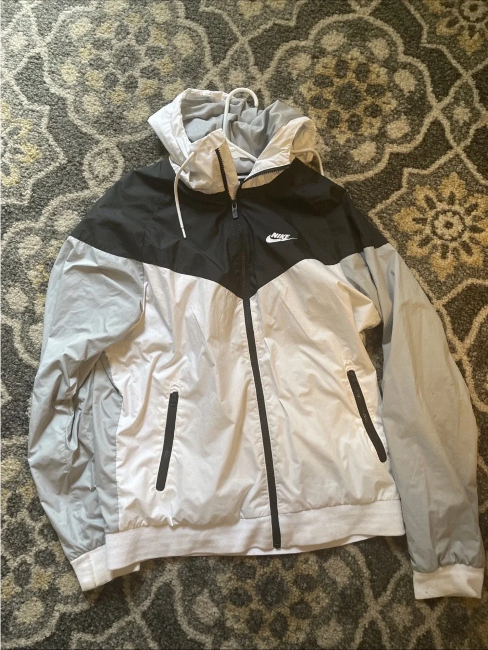 Nike jacket youth medium